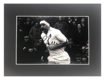 Signed Bill Beaumont Photo Display - England Rugby Icon
