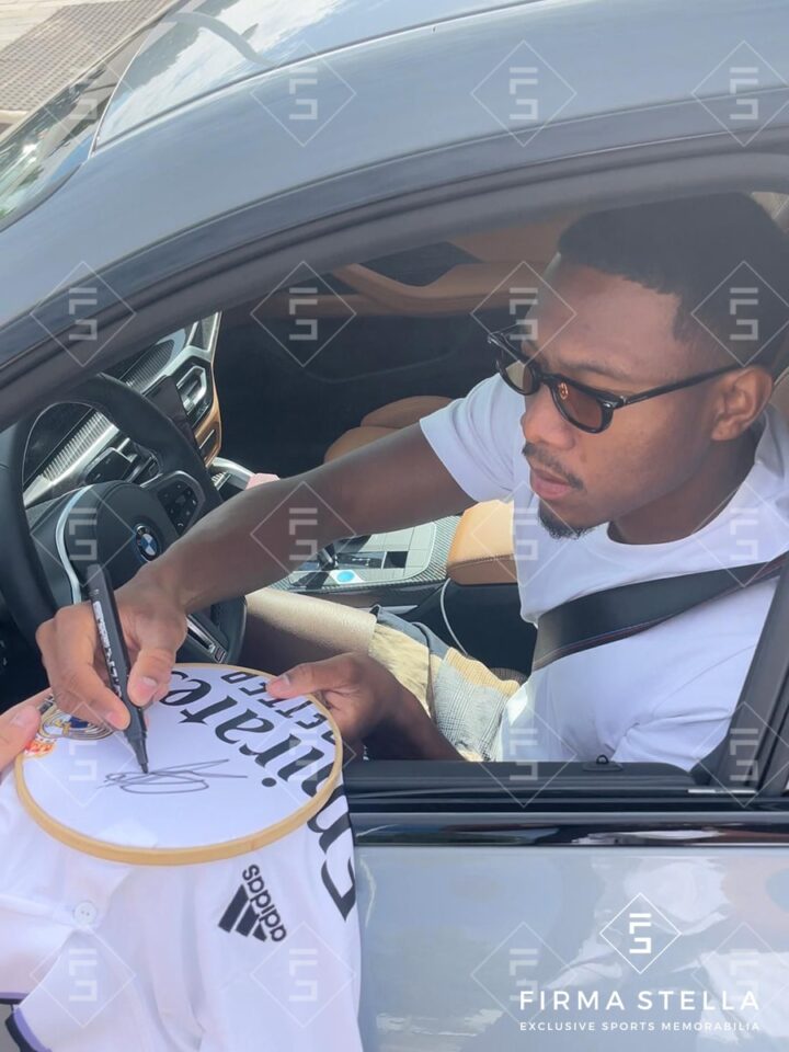 Signed David Alaba Framed Shirt - Real Madrid Home