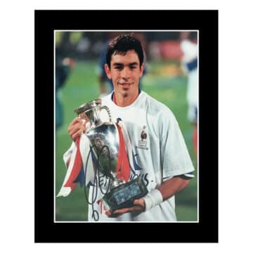 Signed Robert Pires Photo Display 12×10 – France Icon