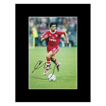 Signed Giovane Elber Photo Display 16x12 - Bayern Munich Icon Autograph