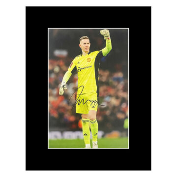 Autograph Dean Henderson Photo Display 16x12 - Manchester United FC Icon