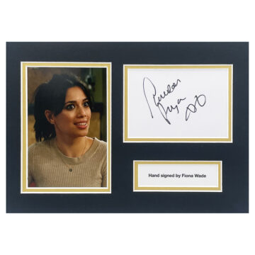 Signed Fiona Wade Photo Display - 12x8 TV Icon