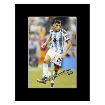 Signed Nahuel Molina Photo Display - 16x12 World Cup Winner 2022