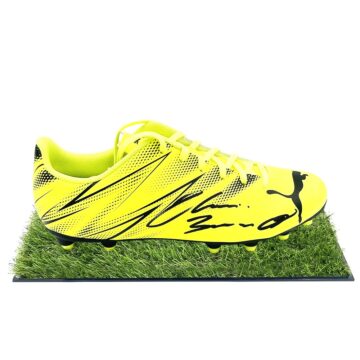 Signed Claudio Bravo Framed Boot - Chile Icon