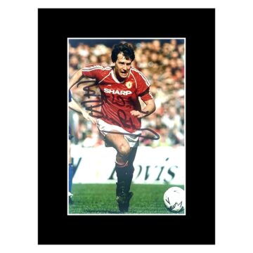 Bryan Robson Signed Photo Display - 8x6 Manchester United Icon Autograph