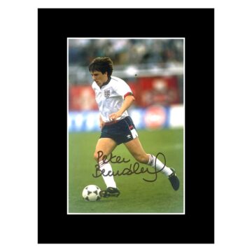 Signed Peter Beardsley Photo Display - 8x6 England Icon