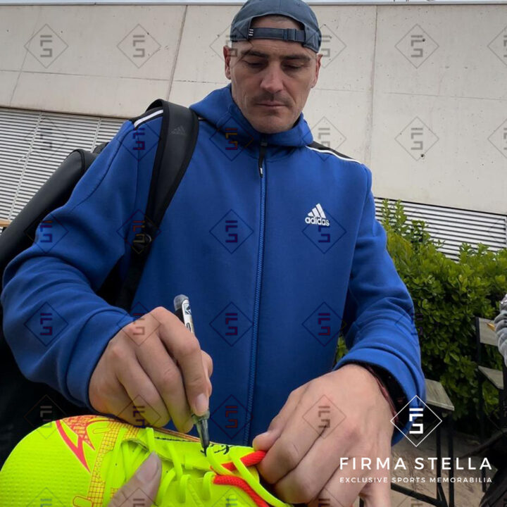 Signed Iker Casillas Boot - World Cup Winner 2010