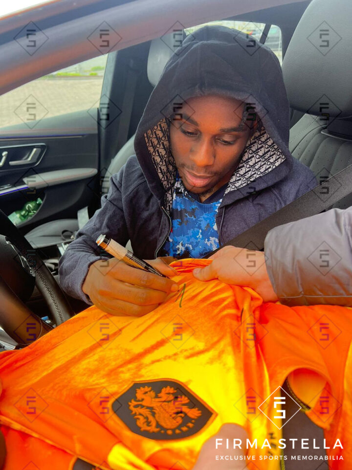Jeremie Frimpong Signed Framed Shirt - Holland Icon