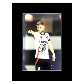 Autograph Harrison Reed Photo Display 16x12 - Fulham F.C. 2025
