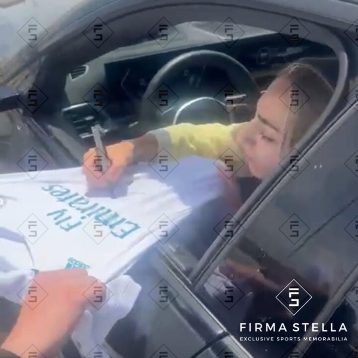 Signed Real Madrid Femenino Shirt - Liga F Squad Autograph