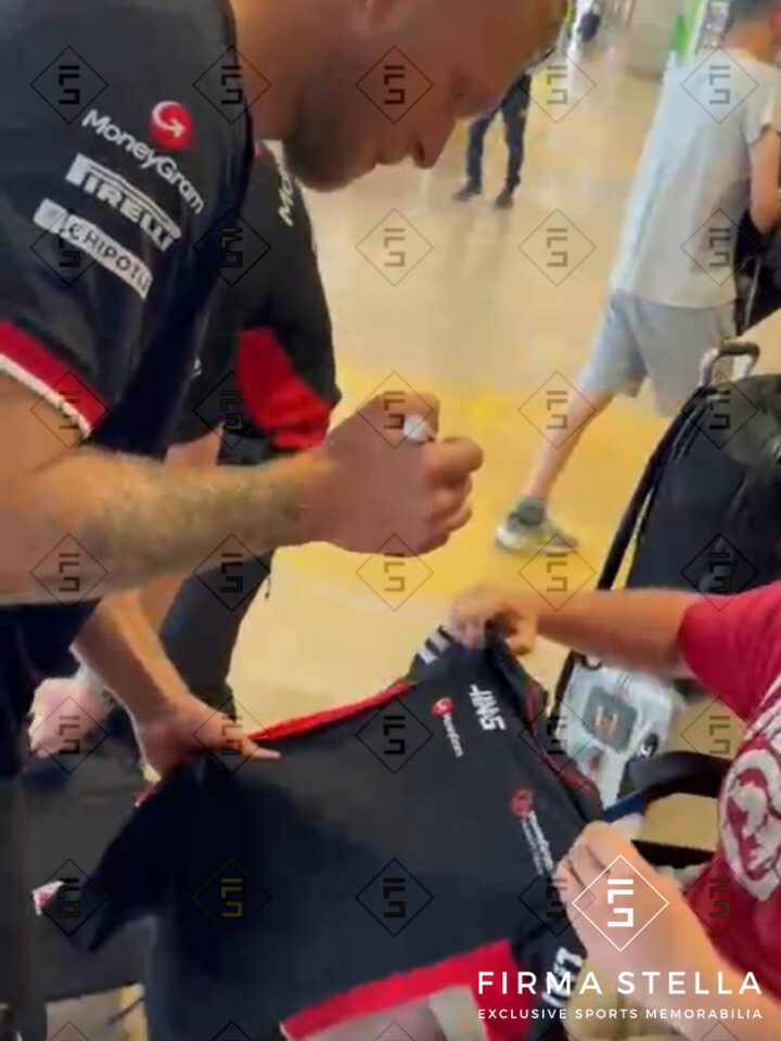 Signed Kevin Magnussen Shirt - Haas F1 Icon