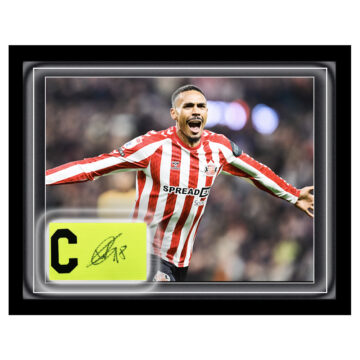 Signed Wilson Isidor Armband Framed Dome - Sunderland Icon