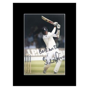 Signed Steven Finn Photo Display 8x6 - England Cricket Icon