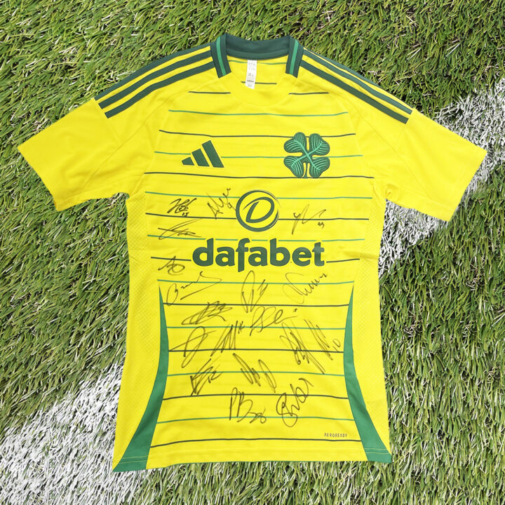 Signed Celtic Shirt - Autographed Scottish Premiership Jersey 2025